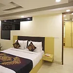 Hotel D\'Capitol - Delhi Airport